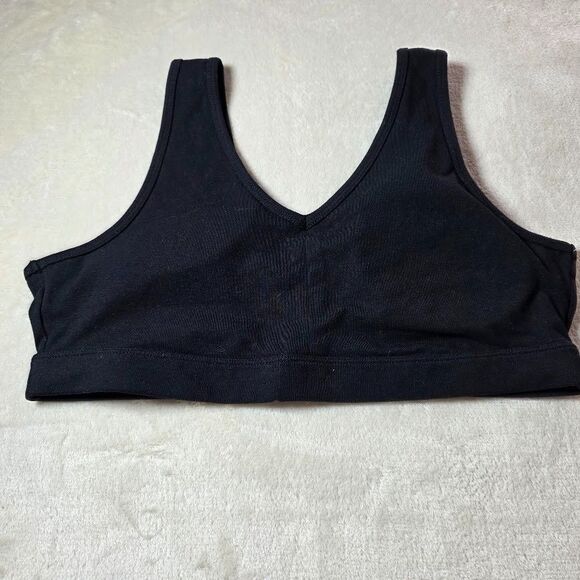 Old Navy Other - Old Navy Go Dry Women's XL Black Light Support Mesh Panel V-Neck Sports Bra